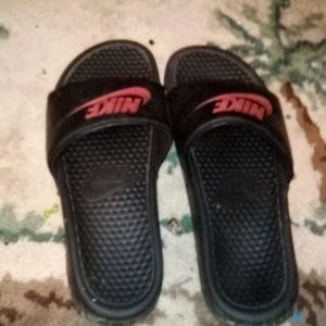 Nike slides